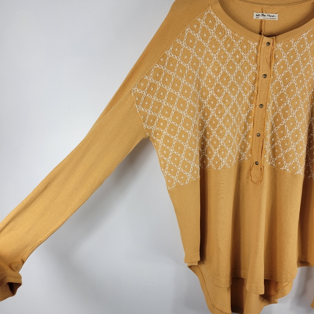 Free People Embroidered Button Up Long Sleeve Round Hem Henley Spirit Tee Tunic - Picture 3 of 11